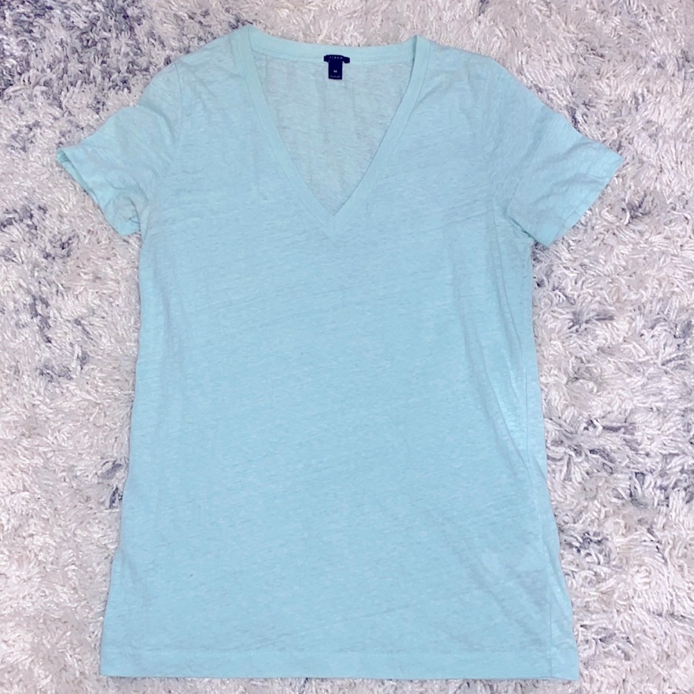 J Crew Short Sleeve V-Neck T-Shirt Size Medium in Light Blue